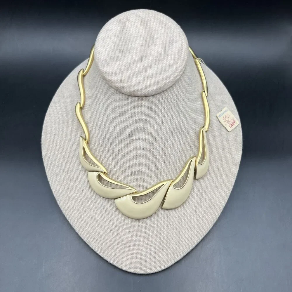 Vintage Trifari Bib Collar Necklace Gold Tone Bar Link Abstract Design 1980s